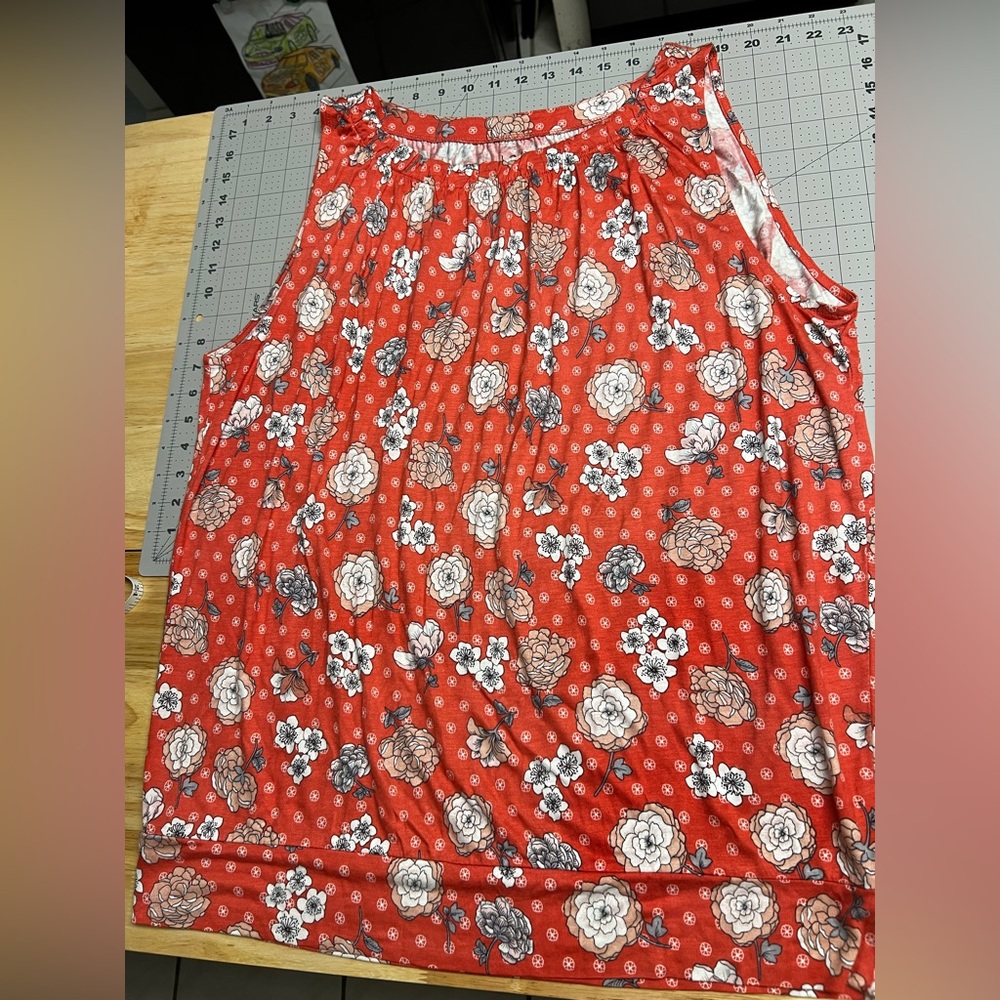 LOFT Vibrant Coral Sleeveless Floral Top Sz xl Ptp 25